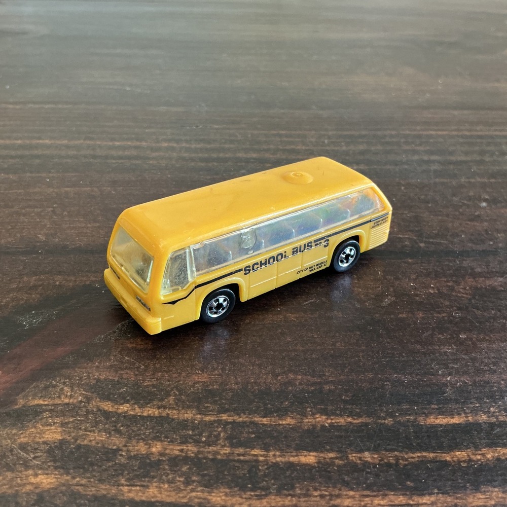 Vintage 1981 Hot Wheels School Bus No. 3 Yellow Diecast‎ Mattel Malaysia